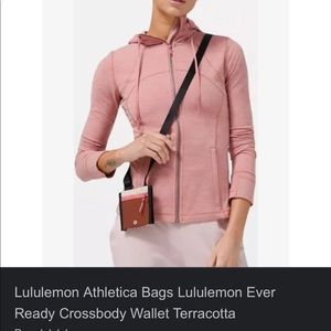 Lululemon wallet